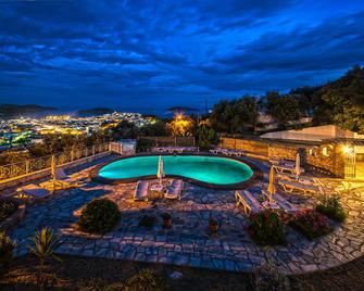 Blue Horizon Studios - Sciato - Piscina
