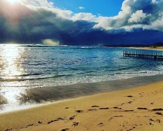 Surfpoint Resort - Margaret River - Beach
