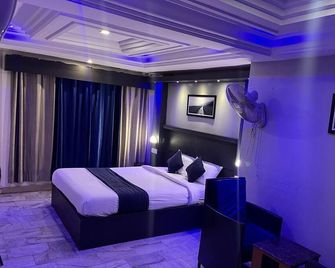 Hotel Sivabhagya Skr, Madurai - Madurai - Ložnice