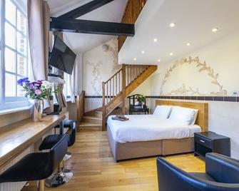 Berkley Apartments - London - Bedroom