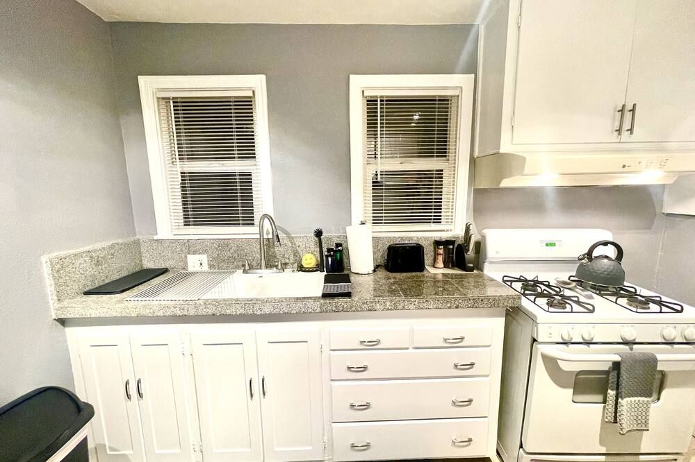 XL Sacramento Studio Midtown Downtown Newly Renovated - Work Play Stay - סקרמנטו - מטבח