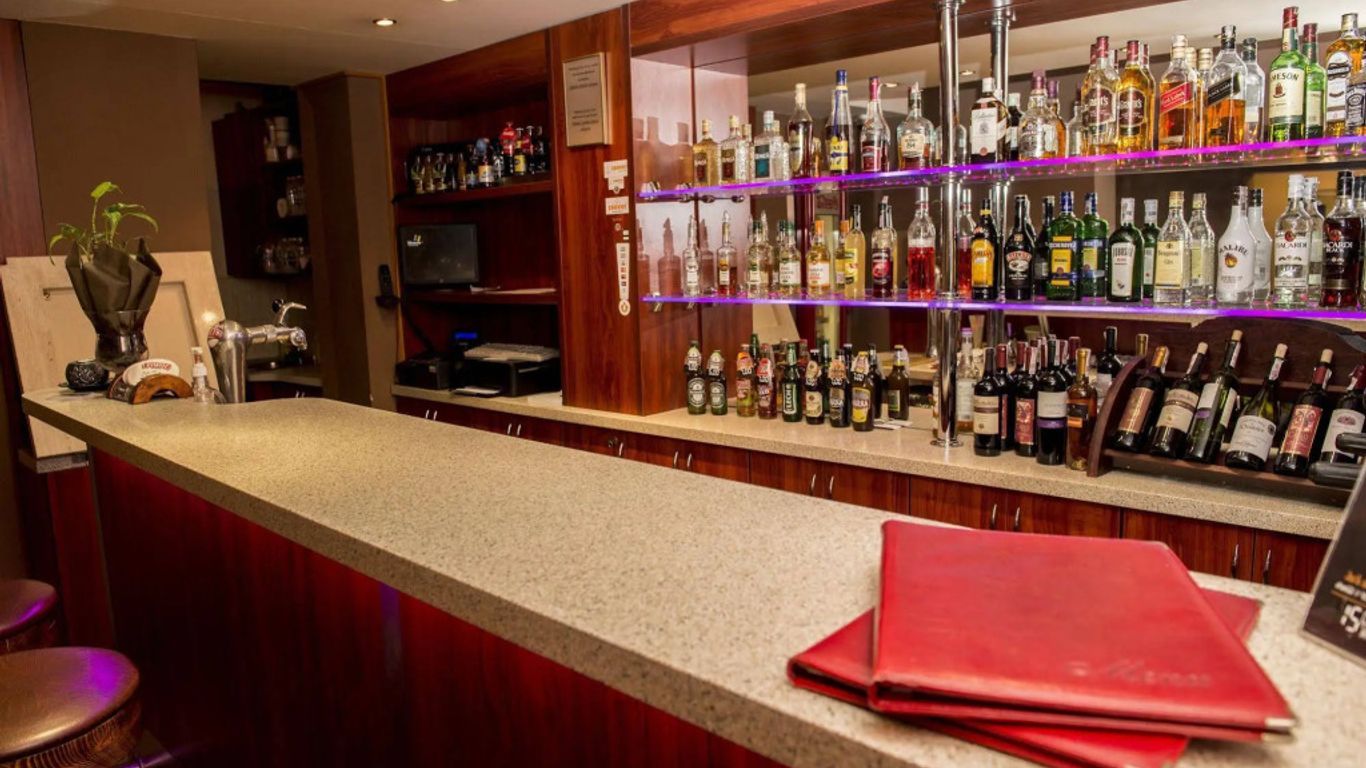 هوتل أوليكي