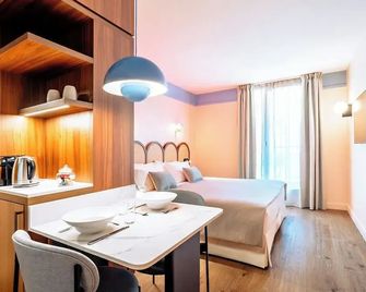 Rockypop Marseille Appartements - Marseille - Bedroom