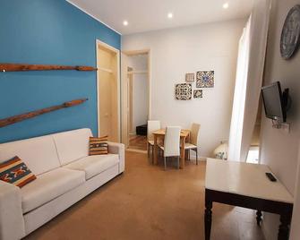 Boutique Rooms and Breakfast GranVeliero - Trapani - Living room