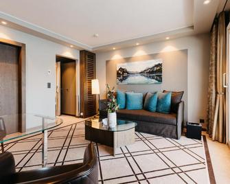 Beatus Wellness- & Spa-Hotel - Sigriswil - Living room