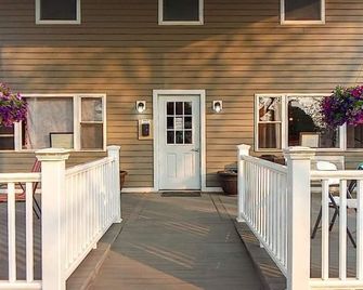 Capt.'s Inn & Suites - Alexandria Bay