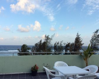 City Beach Inn - Malé - Balcón