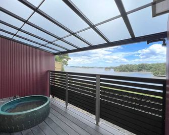 Hotel Zekkei no Yakata - Matsushima - Balcón
