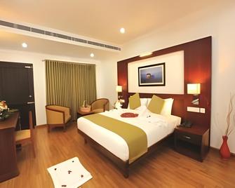 Raj Regency Hotel - Kollam - Bedroom