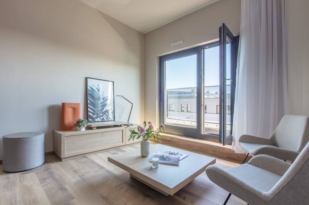 Moderne Wohnung In Einer Stadt mit Futuristischen Skylines - فرانكفورت ام ماين - غرفة معيشة