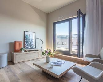 Moderne Wohnung In Einer Stadt mit Futuristischen Skylines - فرانكفورت ام ماين - غرفة معيشة