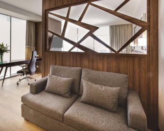 Nh Collection Leon Expo - León - Living room