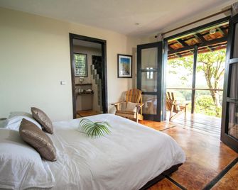 Casa Marbella - Santa Teresa