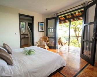 Casa Marbella - Santa Teresa