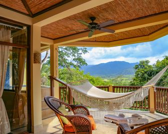 Sleeping Giant Rainforest Lodge - Belmopan - Balcony