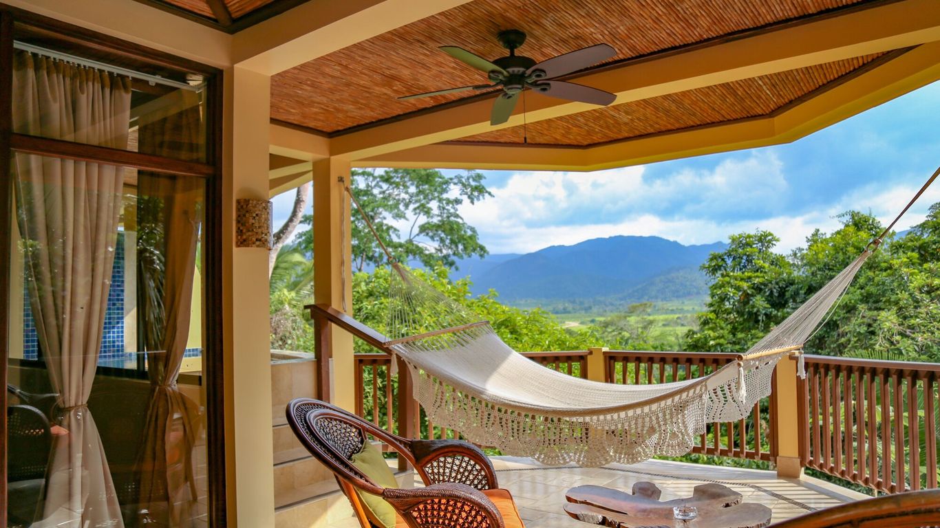 Sleeping Giant Rainforest Lodge