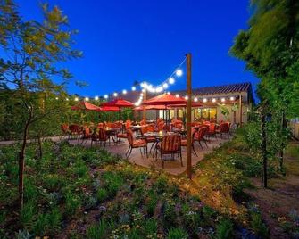 Los Arboles Hotel - Palm Springs - Patio