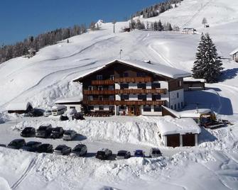 Single room - Almhotel Fichtenheim - Berg im Drautal - Gebäude