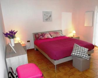 La Casa di Malù - Pimonte - Slaapkamer