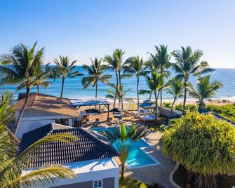 Luxury 14br Beachfront Villa Resort - Private Chefs, Bartenders & Full Staff - Sosúa - Pool