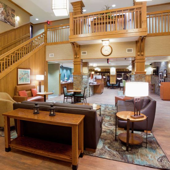 Lobby view of Hampton Inn Duluth-Canal Park