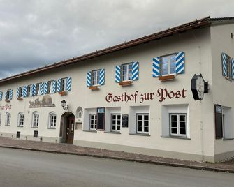 Hotel Gasthof zur Post Benediktbeuern - Benediktbeuern - Building