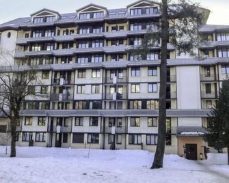 Apartment Le Chamois Blanc-10 by Interhome - Chamonix-Mont-Blanc - Clădire
