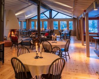 Norrfällsvikens Rum & Kök - Mjällom - Restaurant