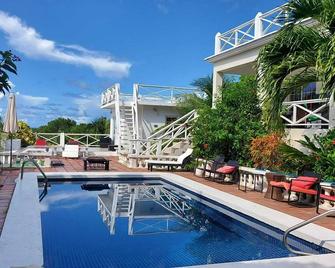 Chez Mango Villas - Old Towne - Piscina