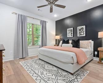 Rooted In Auburn - Auburn - Habitación