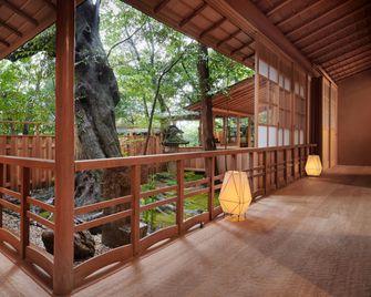 Araya Totoan - Kaga - Bedroom