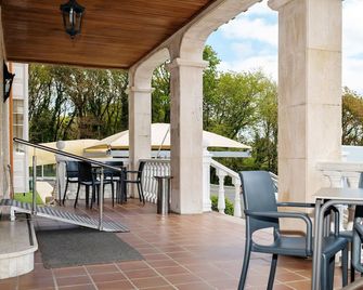 Hotel Castro - Santiago de Compostela - Patio