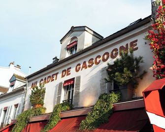 Hotel Regyn's Montmartre - Paris - Building