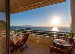 Verga Sunset Villa - Ilia Seascape Private Retreat - Kalamata - Balkon