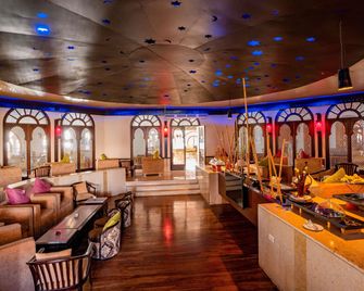 Mercure Hurghada Hotel - Hurghada - Bar