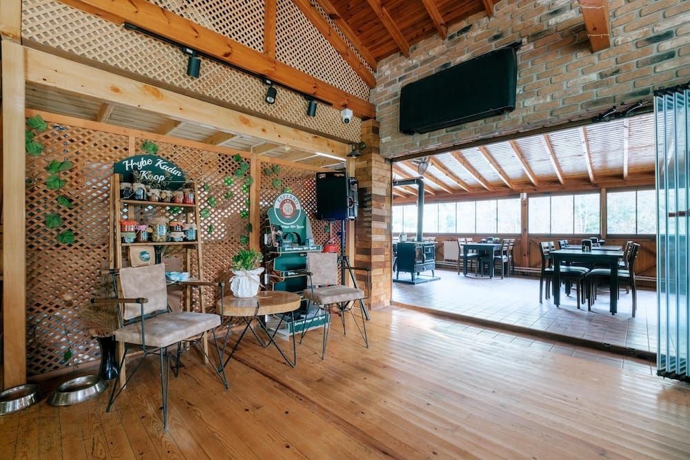 بادات ريزورت أوتل