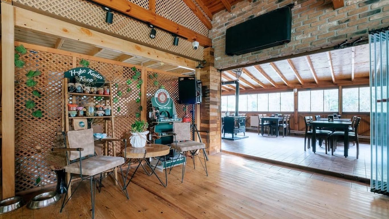 بادات ريزورت أوتل