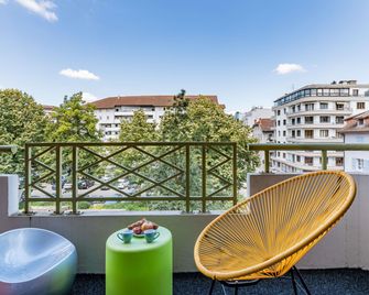 آيبيس ستايل أنيسي سنتر غار - آنسي - شرفة