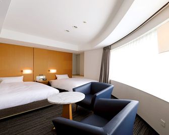 Smile Hotel Osaka Yotsubashi - Osaka - Habitación