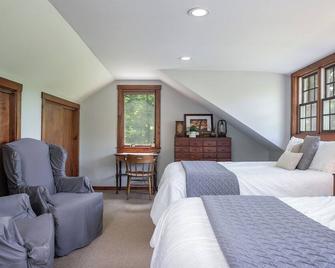 Cottage with a View Nestled in the Battenkill Valley - Arlington
