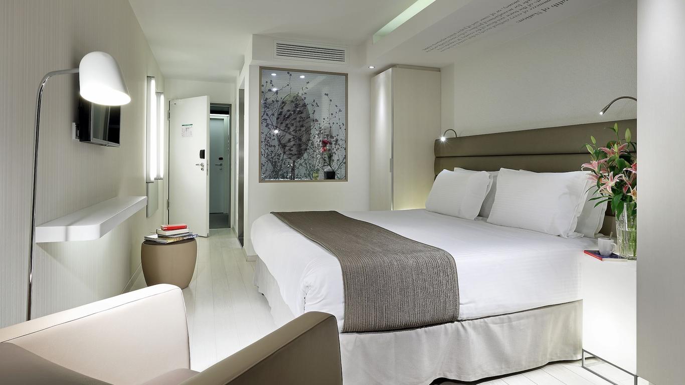 Eurostars Book Hotel