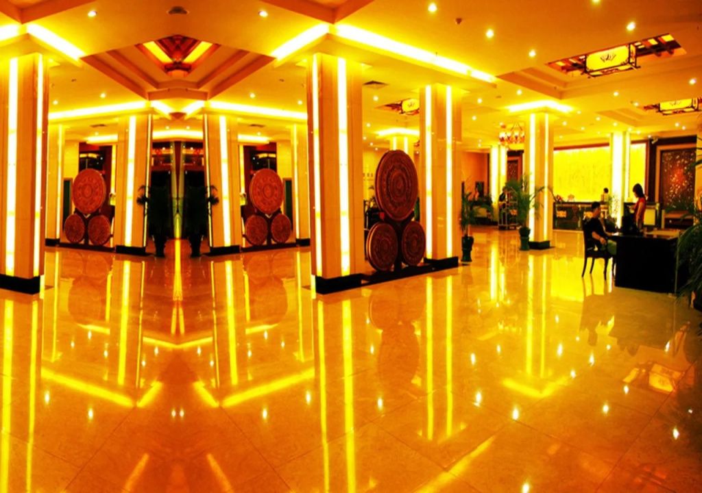 Universal international hotel (Guilin Liangjiang Sihu Elephant Trunk Mountain Branch) - גילין - לובי