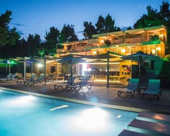 Sani More - Sane - Piscina