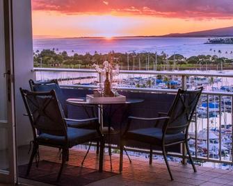 1341- Ilikai Collection 7- Gorgeous Sunset and Beachfront Condo - Honolulu - Balkon