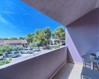 Apartments Medena - Seget Donji - Balcony