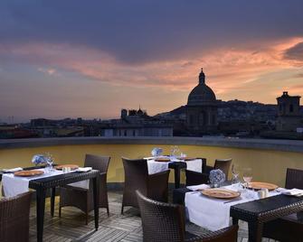 Unahotels Napoli - Naples - Balcony