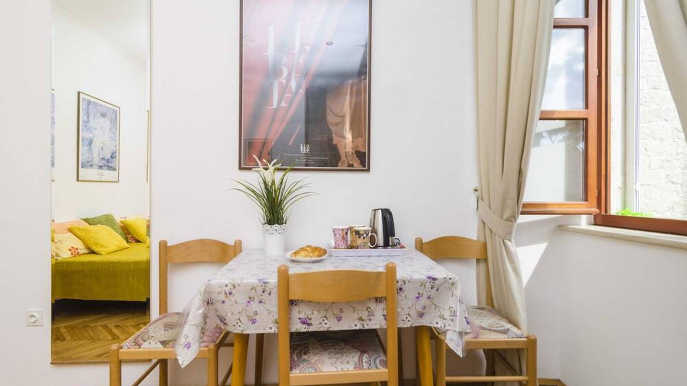 Rooms Lovrijenac