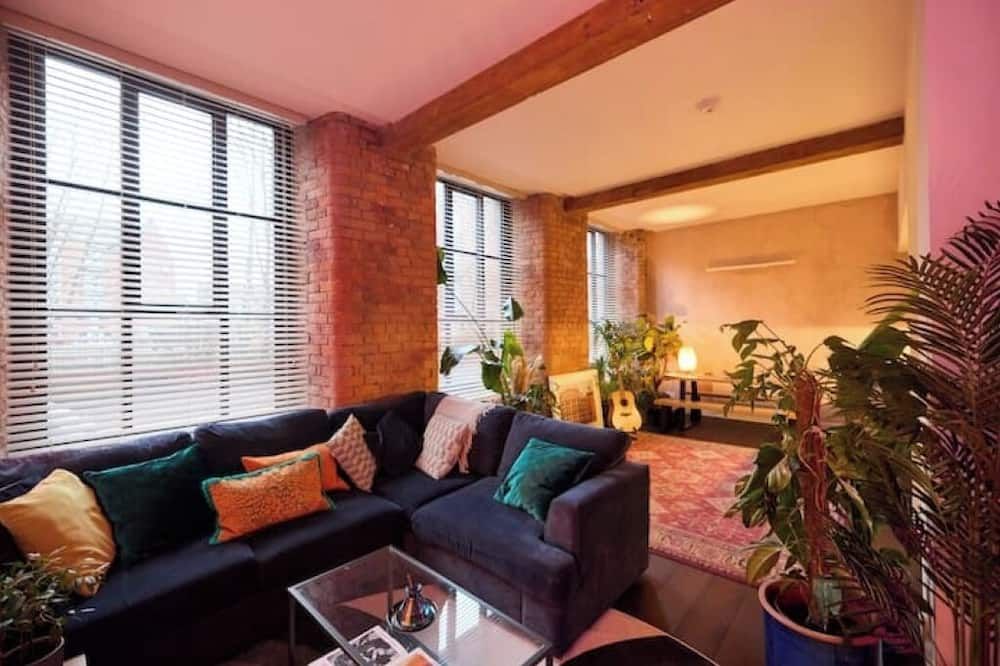 Charming 2br: Red Brick Industrial Mill - מנצ'סטר - סלון