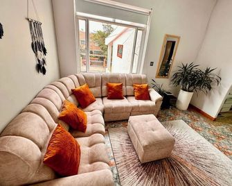 Hotel Flamante Bulevar - Bogotá - Living room