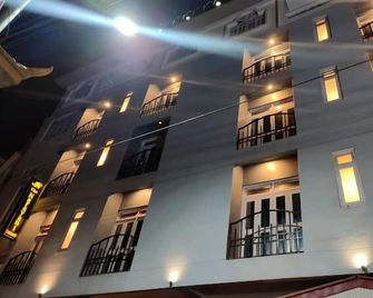 The Narayani Continental Hotel - Gangtok - Edificio